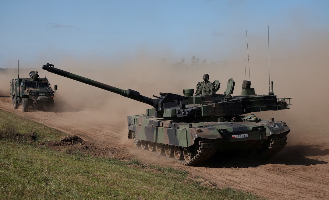 Russische Panzer rollen gen Westen – Deutschland: Russland wird die NATO im Baltikum testen