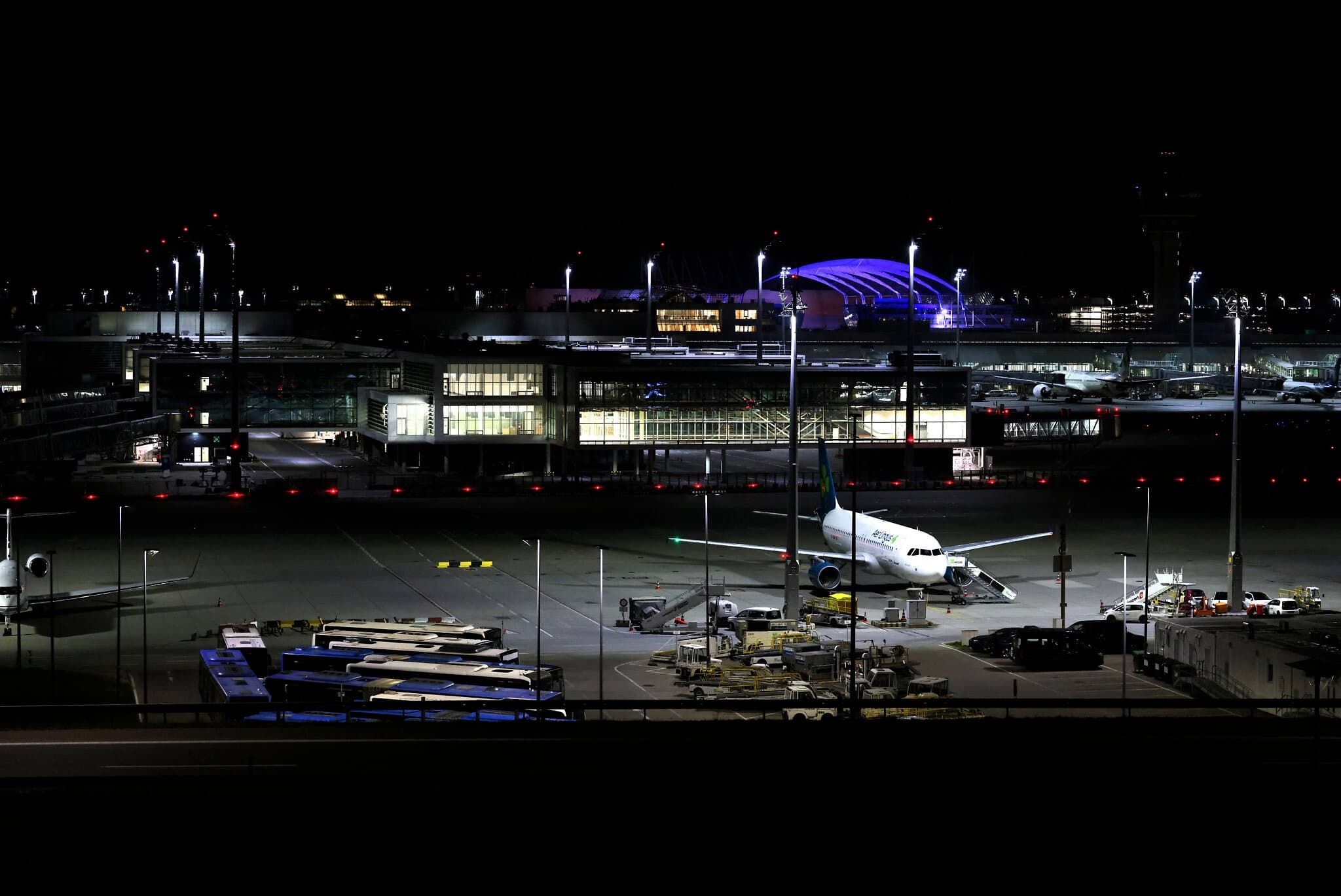 Flughafen München zum zweiten Mal binnen 24 Stunden wegen Drohnen geschlossen