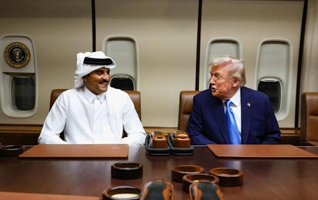 „Nicht oft der Fall“. Trump nutzt Air Force One als „Büro“ für Treffen