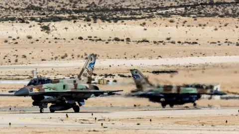 Spannungen im Nahen Osten steigen, Israel greift Waffen in Syrien an