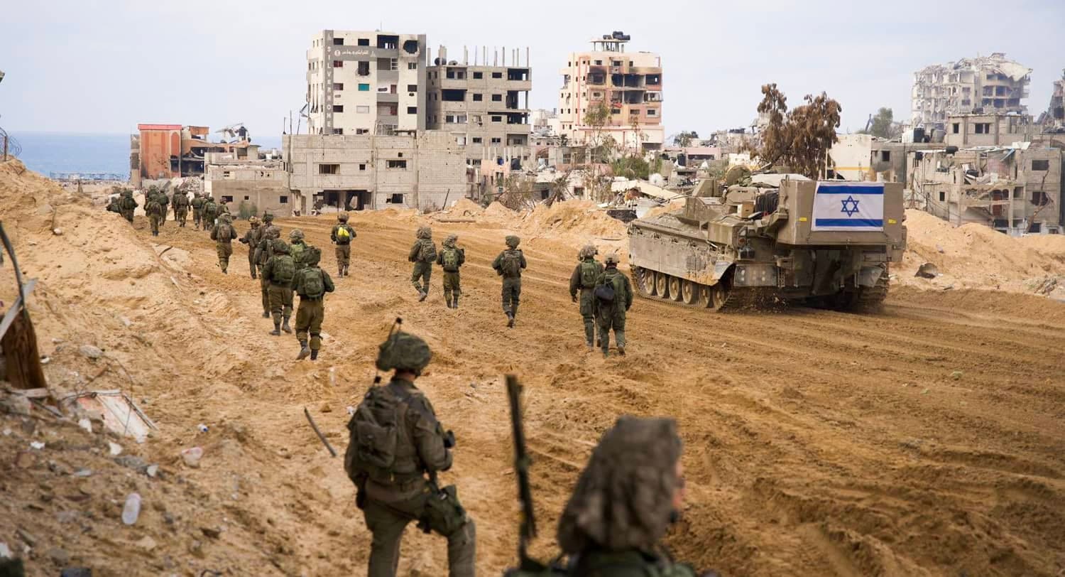 Israels Armee setzt den Rückzug aus Gaza fort, Hamas bereit, Geiseln freizulassen
