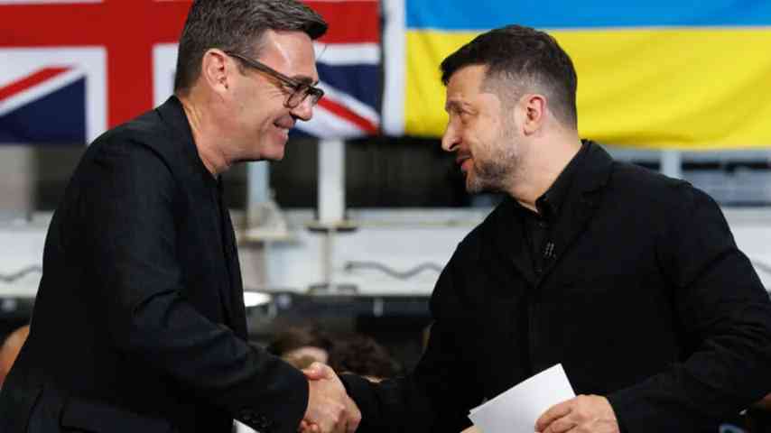 Burnham erfreut Selenskyj, England gibt der Ukraine „harte Deckung