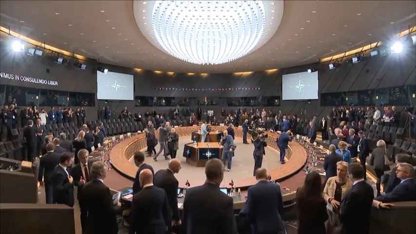 Rutte: Waffenlieferungen an die Ukraine werden nicht gestoppt.