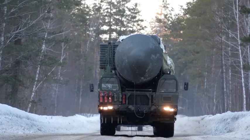 Russlands Nuklear-Raketenkräfte üben in Sibirien
