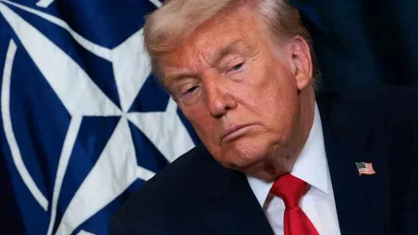 Trump sagt, er prüft einen Rückzug aus der NATO