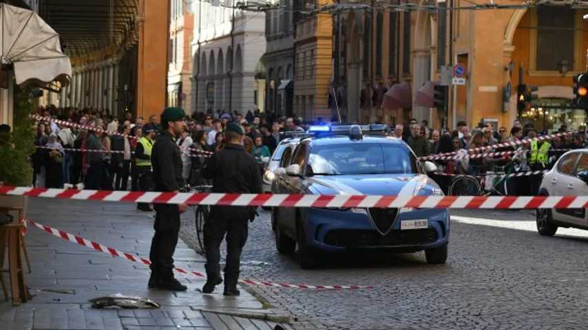 Auto überfährt Menschen: 7 Verletzte in Italien