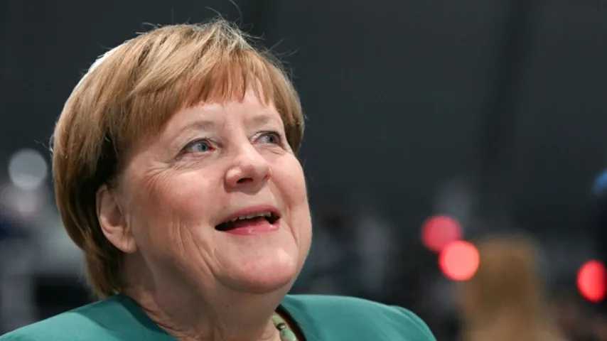 Merkel kritisiert die EU: Sie müssen mit Russland sprechen