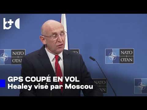 La Russie 'attaque' le secrétaire à la Défense / Bloque le signal GPS de l'avion britannique