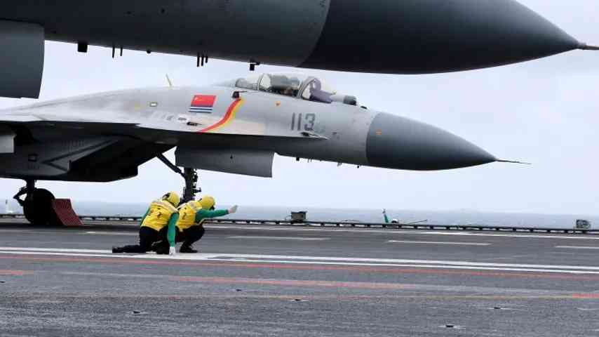 'Eklat' zwischen Japan und China / Chinesisches Kampfflugzeug zielt auf japanisches Flugzeug