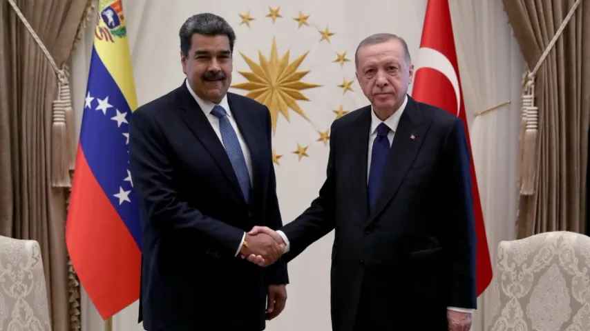 Krise mit den USA: Maduro und Erdogan telefonieren; Turkish Airlines nimmt Flüge nach Caracas auf