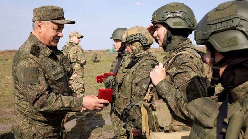 Putin befiehlt Vernichtung der Ukrainer / Russland dringt tiefer vor, Kiews Truppen eingekesselt