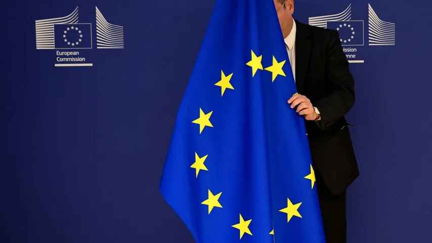 Europa mit zwei Geschwindigkeiten / Trump 'spottet' über die Länge der EU-Entscheidung