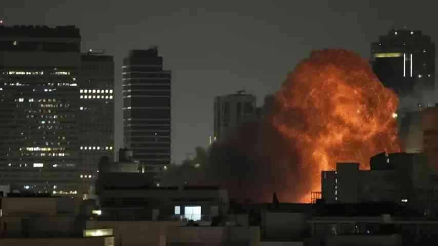 Heftige Explosionen erschüttern den Iran