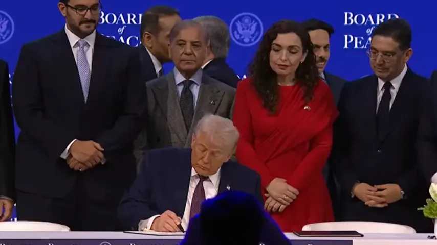 Trump unterzeichnet die Charta des Friedensrats