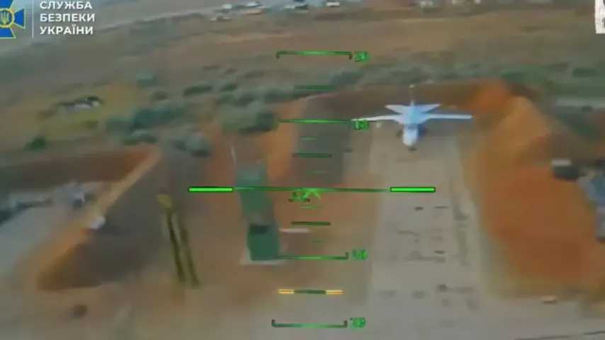 Ukraine veröffentlicht Video der größten Drohnenangriffe 2025 auf russische Ziele