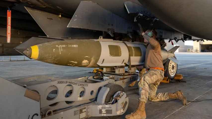 USA: „Angriffe in großem Umfang“ treffen Islamischen Staat in Syrien, fünf Militante getötet