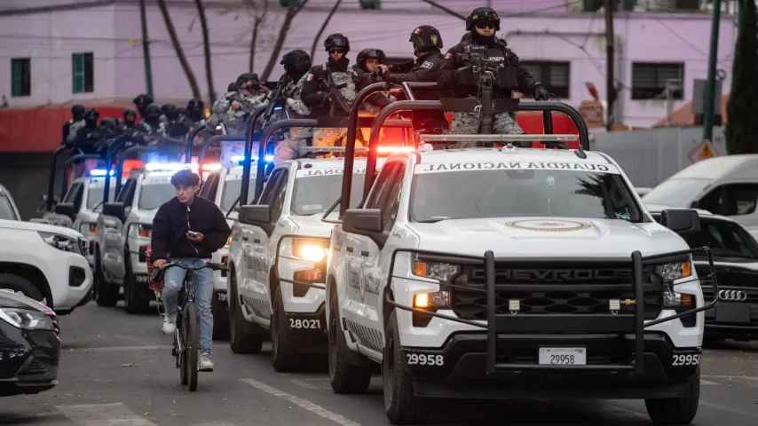 Chaos in Mexiko: Rauch und Feuer – 10.000 Leichen auf Straßen nach Morden