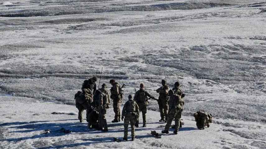 NATO 'übernimmt' Grönland / verstärkt Präsenz, startet Mission 'Arctic Sentry'