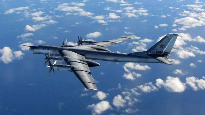 Russische Kampfjets Richtung Alaska / Spannungen am Himmel, US-Kommando alarmiert