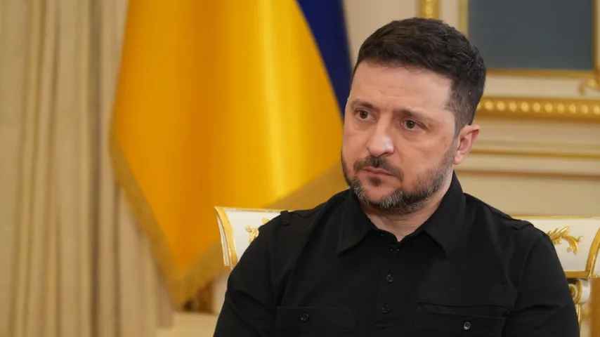 Ukraine: 4 Jahre auf den Beinen – Selenskyj: Putin gescheitert, wir haben Unabhängigkeit verteidigt