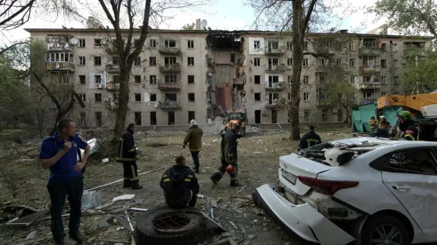 Vater mit drei Kindern getötet – nur die schwangere Mutter überlebt, Russland greift Ukraine an