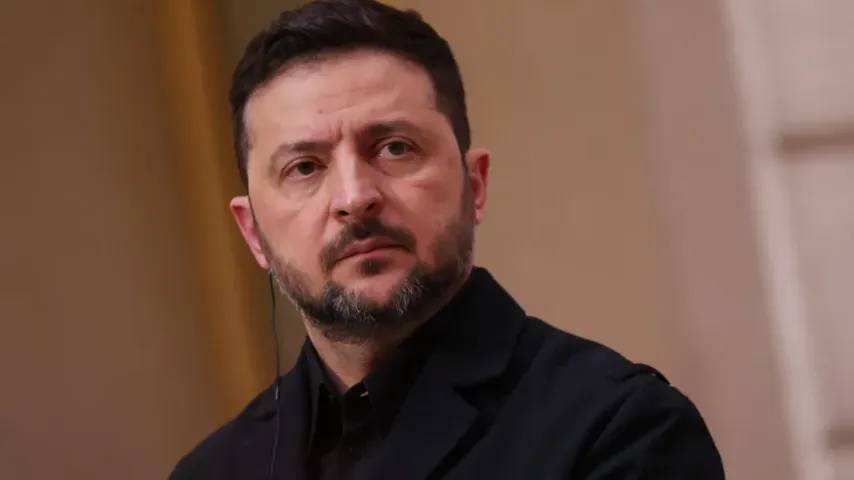 Fordert Geld im Austausch für Hilfe / Selenskyj schickte Drohnenexperten in den Nahen Osten