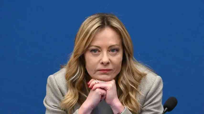 Meloni: „Wir gehen nicht in die Straße von Hormus“ – militärisches Eingreifen = Konfliktbeteiligung