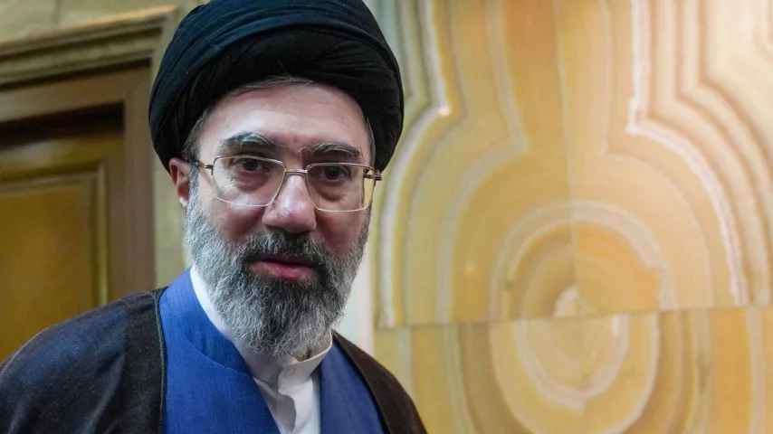 Neuer oberster Führer schweigt weiter... Wer führt Iran mitten im Krieg?