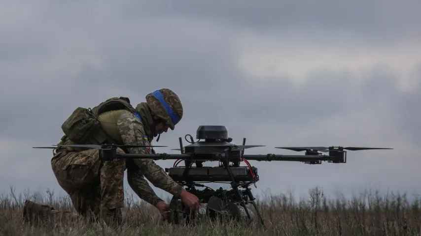 Breite Welle von Angriffen in Russland: 23 Ziele getroffen, Ukraine schlägt tief zu
