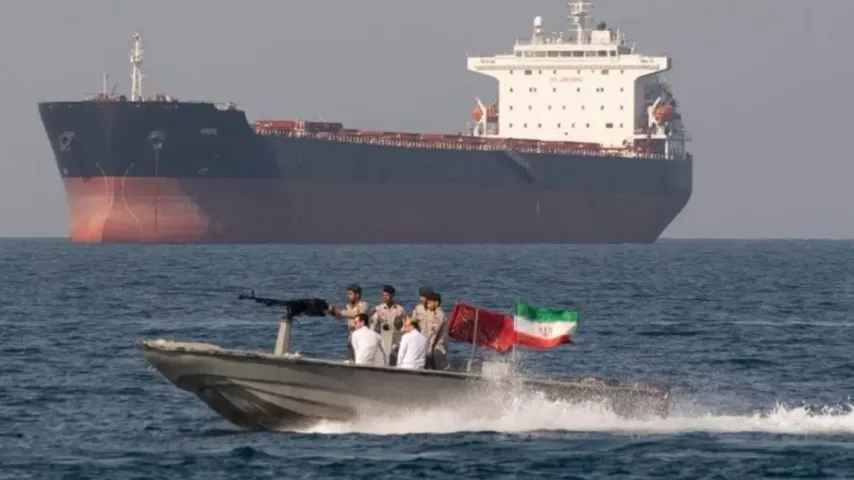Iran dehnt Ansprüche auf militärische Kontrolle nahe der Straße von Hormus aus