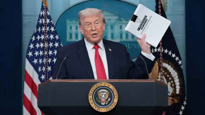 Trump setzt Angriff aus: Wir verhandeln! Iran: Wir werden eine weitere Engstelle schließen!