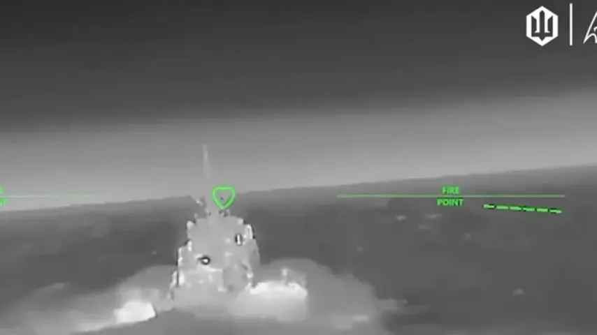 Ukrainische Drohnen treffen russisches Schiff in Dagestan, fast 1.000 km von der Front