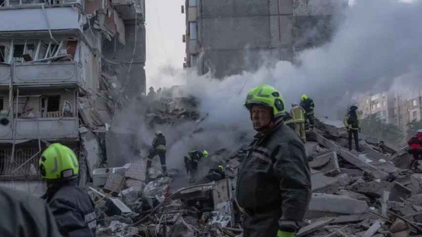Waffenstillstand vorbei/ Russland startet nachts massive Angriffe in Ukraine, 1 Toter, 16 Verletzte