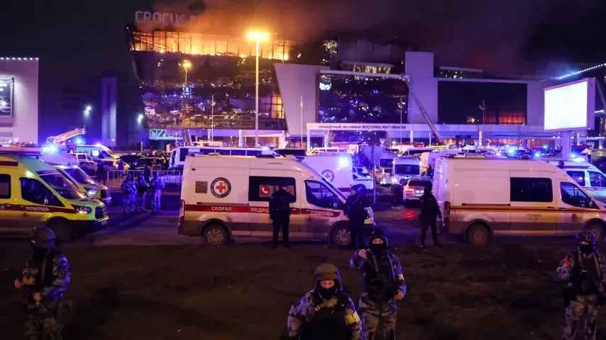 Moskau angegriffen, Selenskyj: Brennt die Ukraine, brennen auch sie