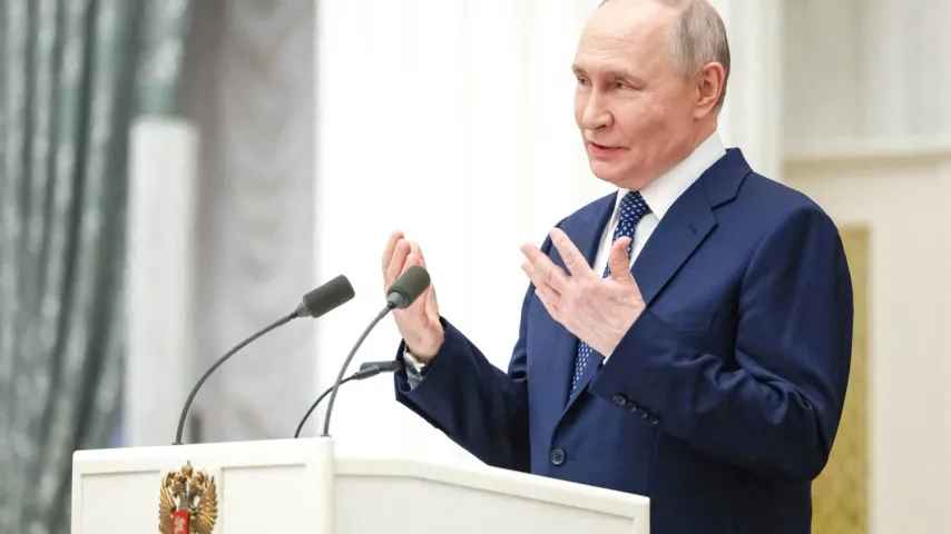 Rivalisierende Visionen von Krieg und Frieden… / Russische ‚Elite‘ gespalten im ‚Putins Davos‘