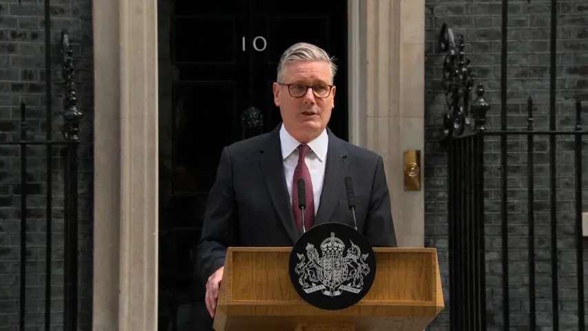 Starmer tritt zurück: Britischer Premier eröffnet Rennen um Labour-Nachfolger