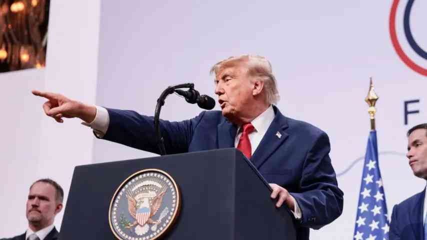 Trump schenkt Iran ballistische Raketen/„Ungerecht, dass Nachbarn sie haben und Teheran nicht