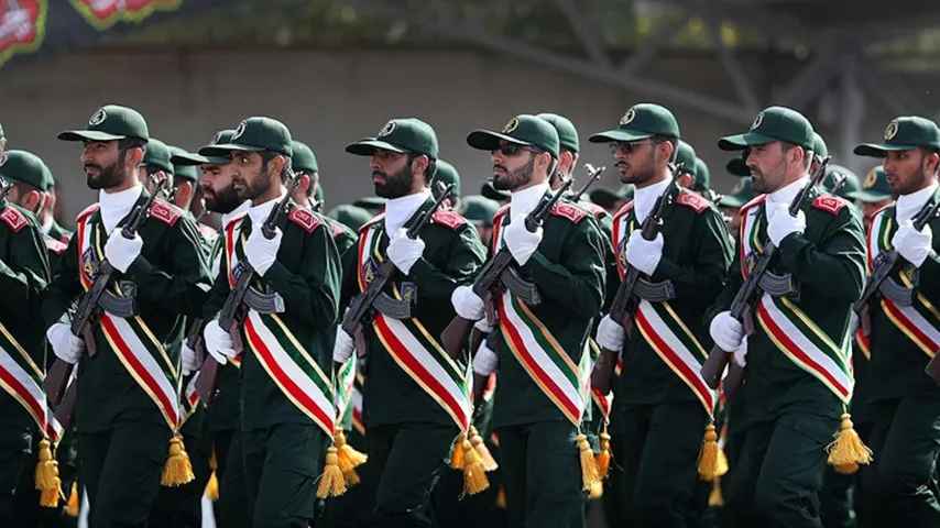 Zelle im Iran plant Angriffe auf Nachbarn / Revolutionsgarde dehnt Einfluss aus
