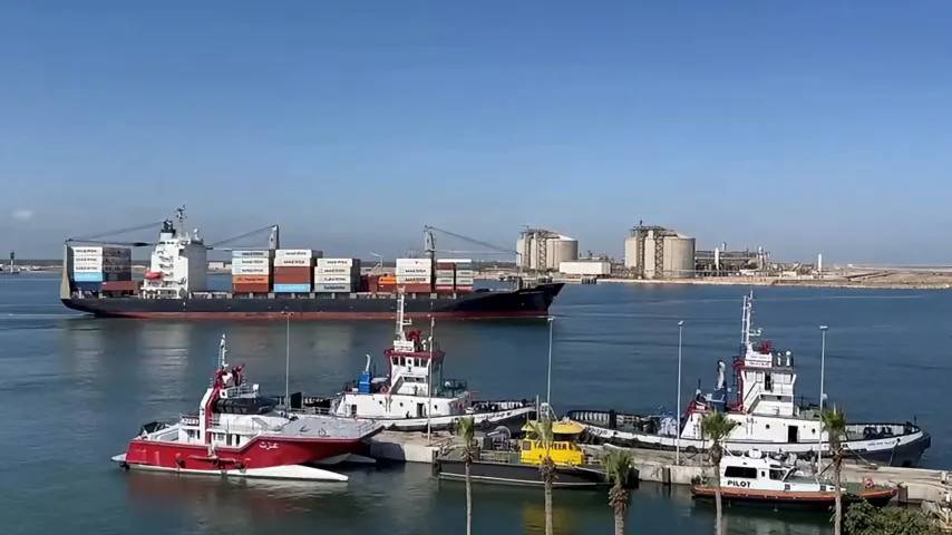 Auch Ägypten in den Krieg involviert / Iranische Drohne trifft Tanker im Mittelmeerhafen