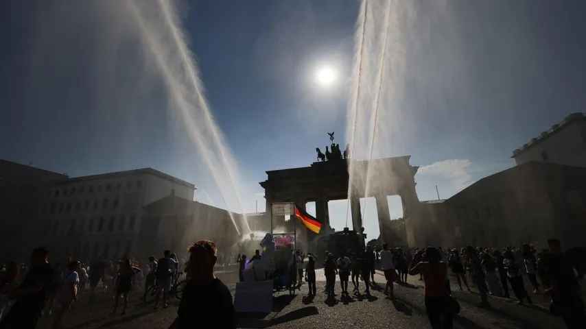 Deutschland erträgt die Hitze nicht: Über 5.000 Hitzetote seit Juni!