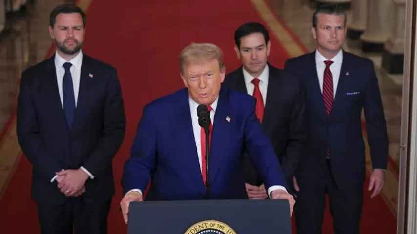 Iran ist in die Steinzeit zurückgekehrt" / Trump: Wir schützen die Welt, wollen Rückerstattung