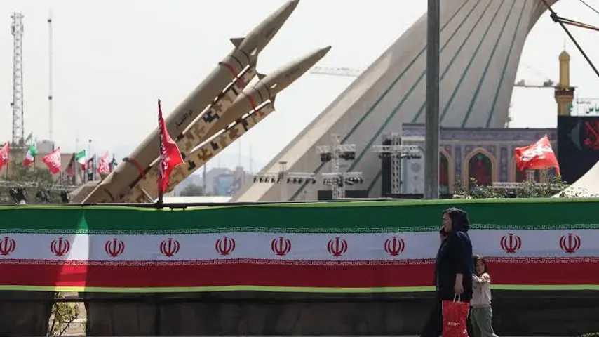 Iran stoppt Angriffe in der Region / „Solange die USA die Bombardierungen aussetzen