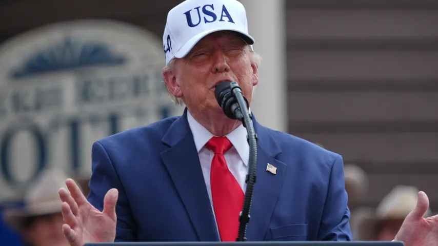 Trump „verkündet“ das Ende des Waffenstillstands mit Iran: Sie sind kranke Leute!