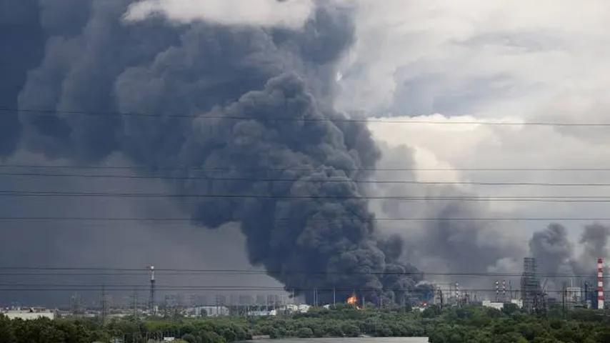 Ukraine trifft russische Schiffe bei Krim, Angriffe eskalieren — Putin in Alarmbereitschaft