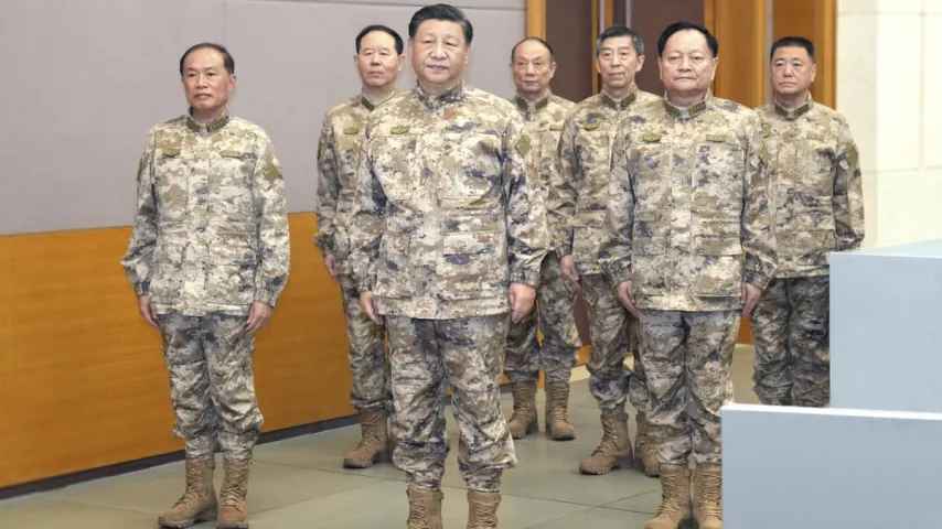 Xi Jinping „ruft Krieg aus“/Will Armee stärken und Korruption ausmerzen