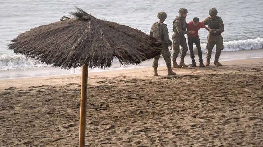 Chaos nach Migrantenansturm! Menschen ohne Essen und Wasser, dramatische Lage in Ceuta
