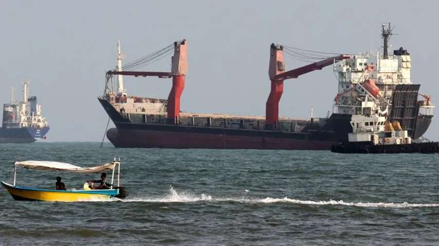 Hat Iran die Kontrolle über den Hormuz verloren? Tanker passieren unter US-Eskorte!