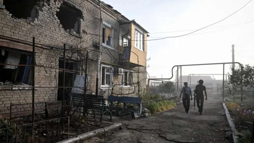Mindestens 16 Tote nach russischem Angriff auf Einkaufszentrum in Ukraine