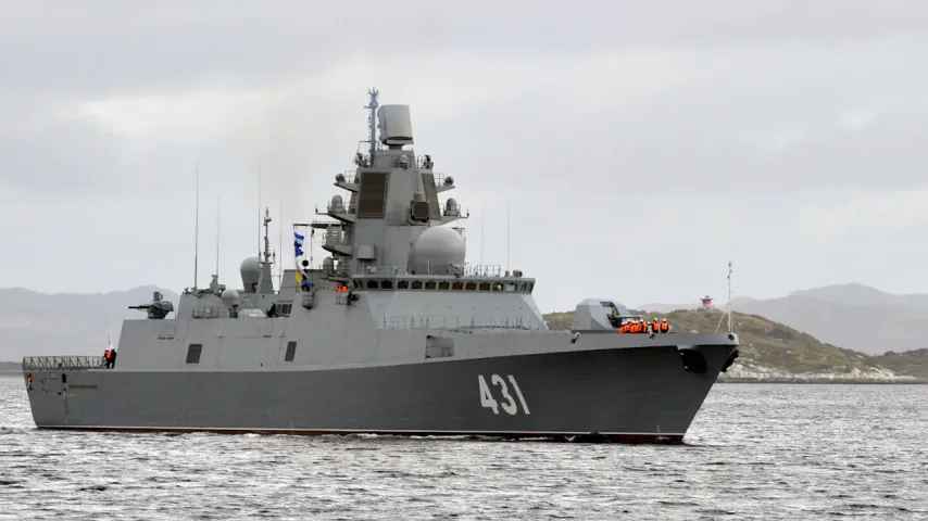 Putin sammelt Kriegsschiffe in Ostsee – mit Hyperschallraketen greift er NATO in Wochen an