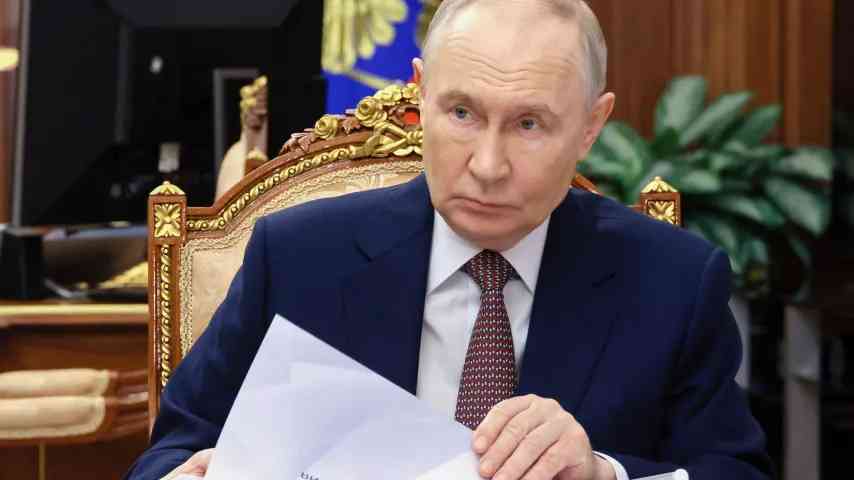 Russland 'erklärt Großbritannien den Krieg' / trifft Militärziele in und außerhalb der Ukraine